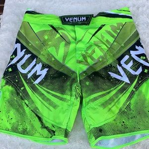 Venum MENS fight shorts neon green/yellow M 33 medium